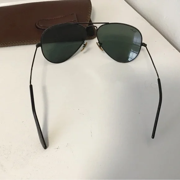 Vintage 70's Ray Ban Aviator Sunglasses with Case
